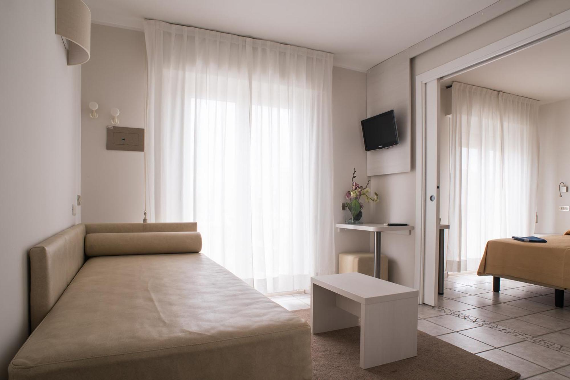 Hotel Gabriella Rimini Esterno foto