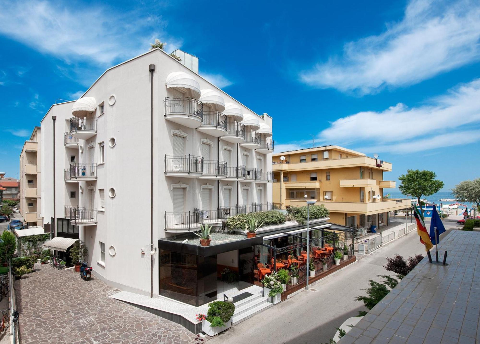 Hotel Gabriella Rimini Esterno foto