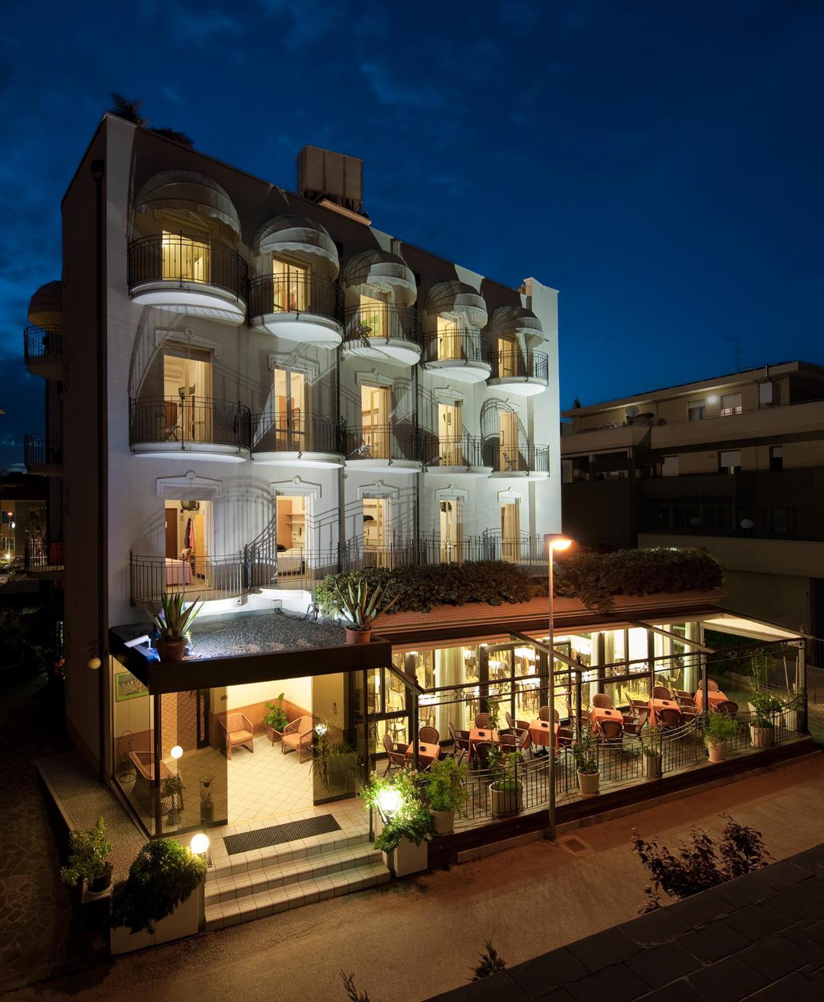 Hotel Gabriella Rimini Esterno foto