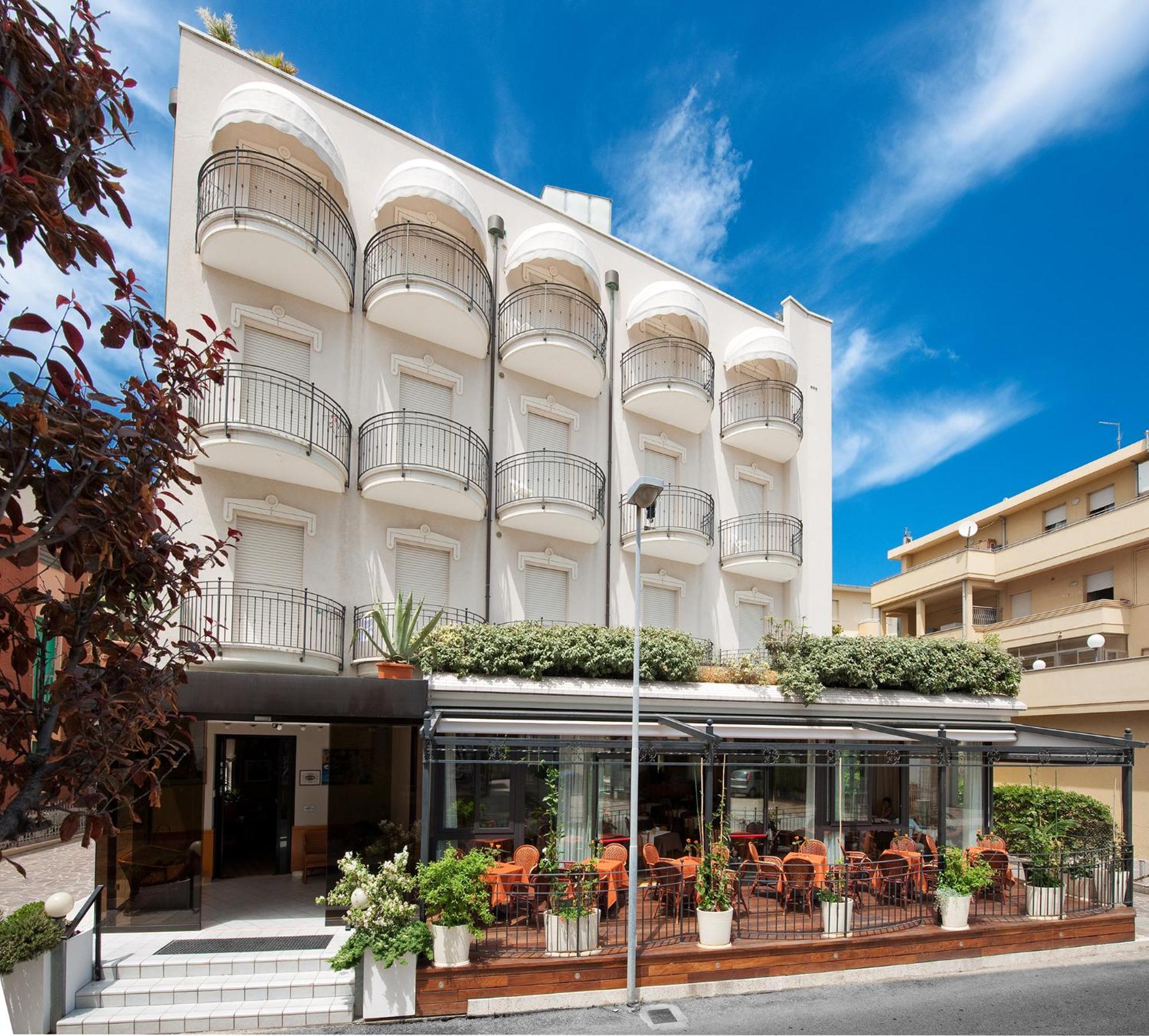 Hotel Gabriella Rimini Esterno foto